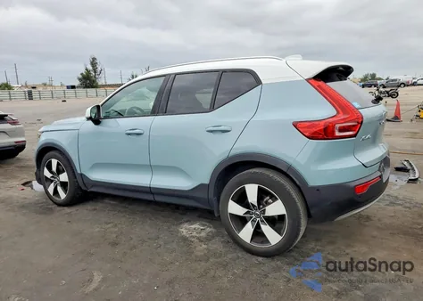 2019 Volvo Xc40 T4 Momentum z USA, uszkodzony, nr VIN YV4AC2HKXK2057565